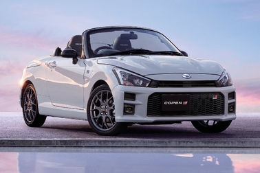 GR SPORT(5MT)