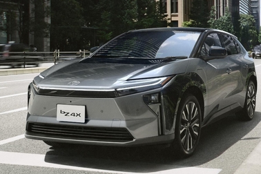 【モデル入り素材】Z（4WD）