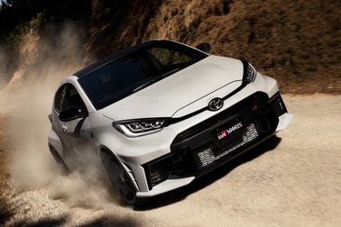 RZ“High performance”［GR-DAT（8AT・4WD）］